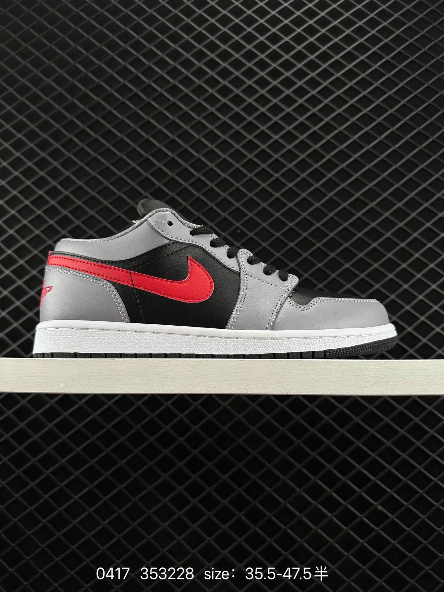 Nike Air Jordan 1 Low GS”Smoke Grey Red Black“ Nike Air Jordan 1 Low GS”Smoke Grey Red Black“